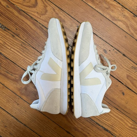 Veja Rio Branco Sneakers - Picture 5 of 13